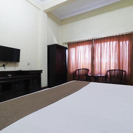 Hotel Antariksa Dupak Ngoại thất bức ảnh