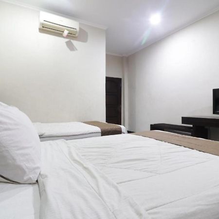 Hotel Antariksa Dupak Ngoại thất bức ảnh